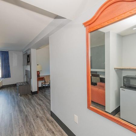 Jamestown Inn & Suites ريفرديل المظهر الخارجي الصورة