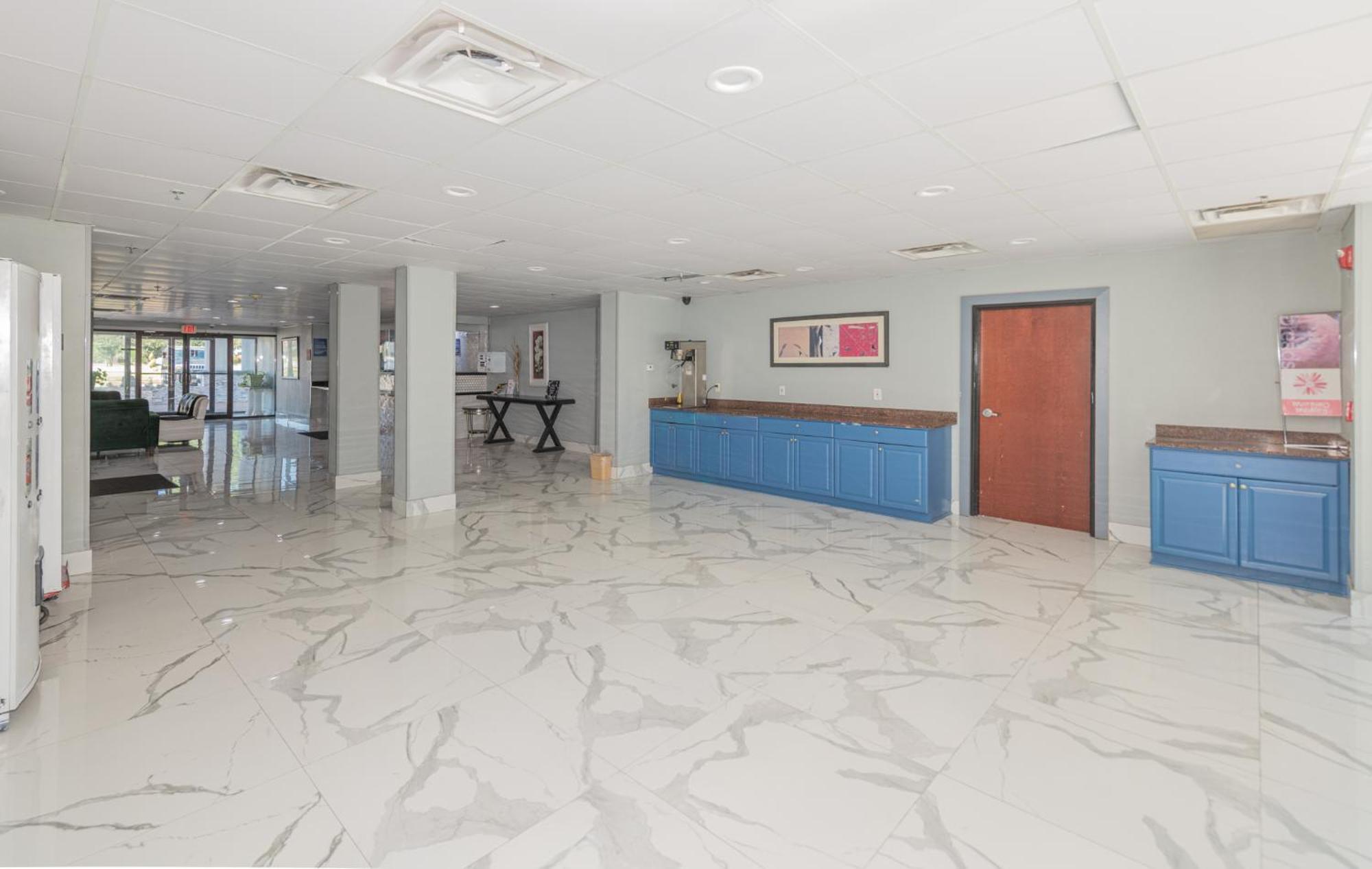 Jamestown Inn & Suites ريفرديل المظهر الخارجي الصورة