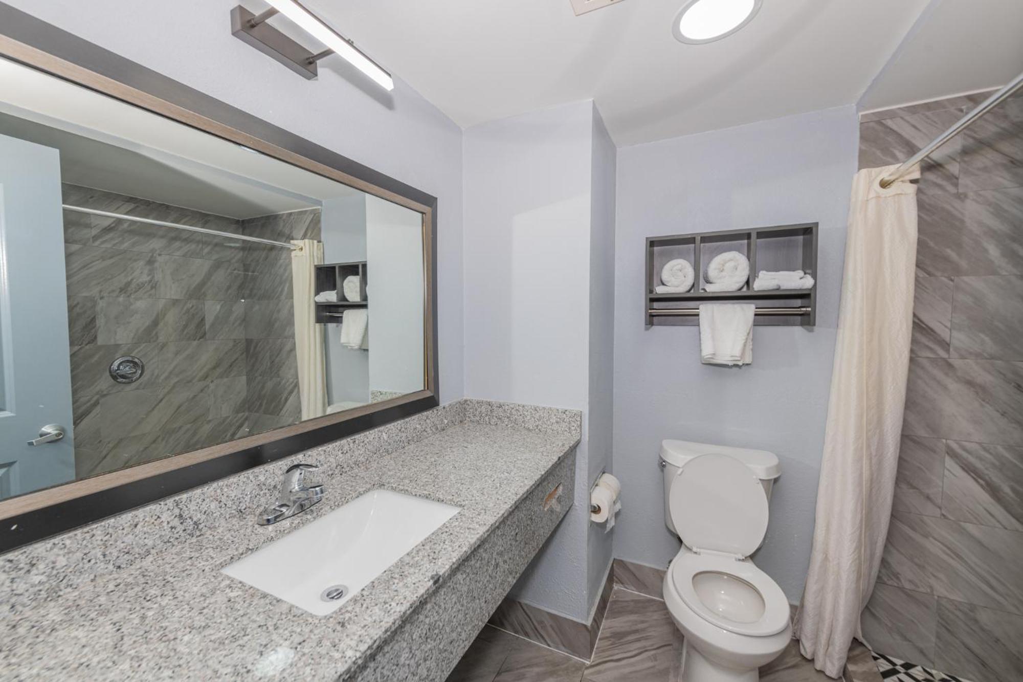 Jamestown Inn & Suites ريفرديل المظهر الخارجي الصورة