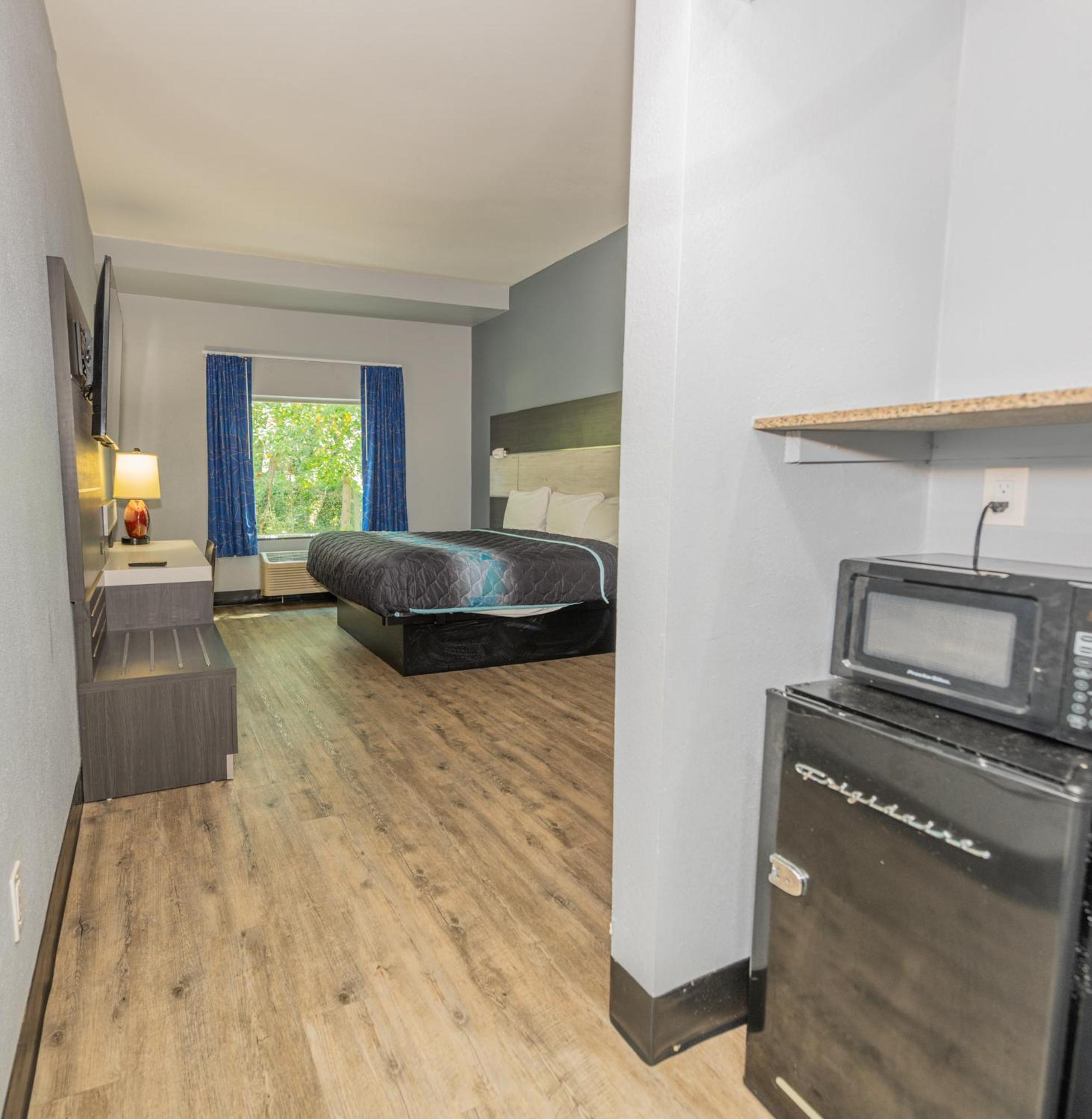 Jamestown Inn & Suites ريفرديل المظهر الخارجي الصورة
